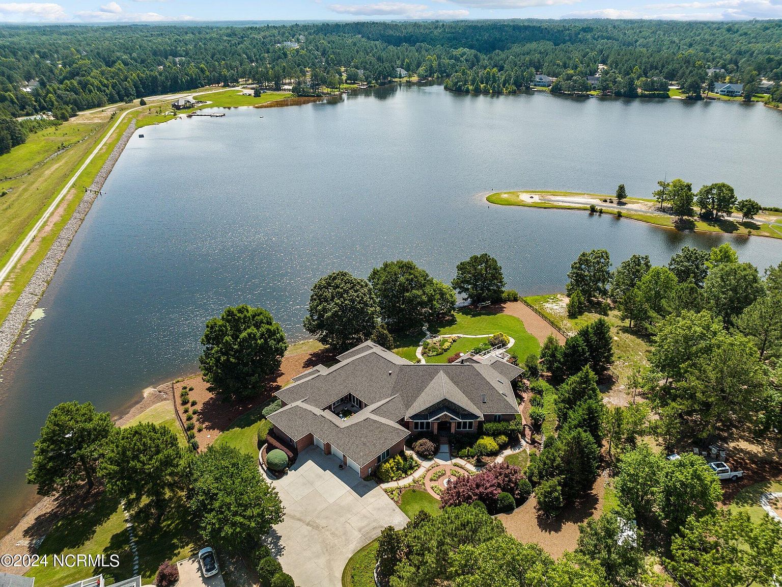 636 Mclendon Hills Drive, West End, NC 27376 MLS 100454172 Zillow