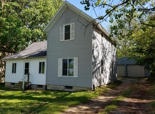 124 E Clinton St, Hastings, MI