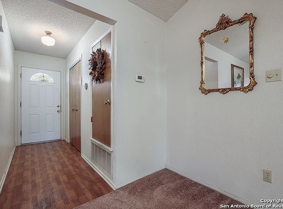 4th image of 149 Cora St