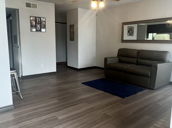 7600 Emmett F Lowry Expy UNIT 1-604