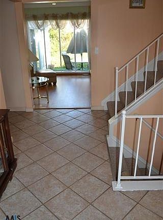 2nd image of 1557 Crimson Dr