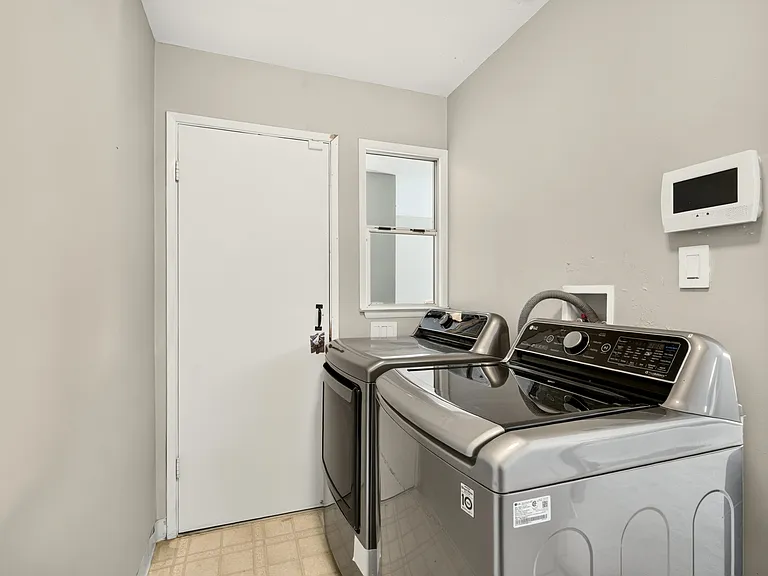 10420 Greenview Dr — Photo 42