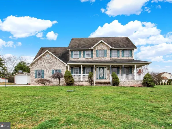 944 Heritage Dr, Gettysburg, PA 17325