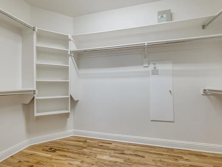 4210 Prescott Ave — Photo 19