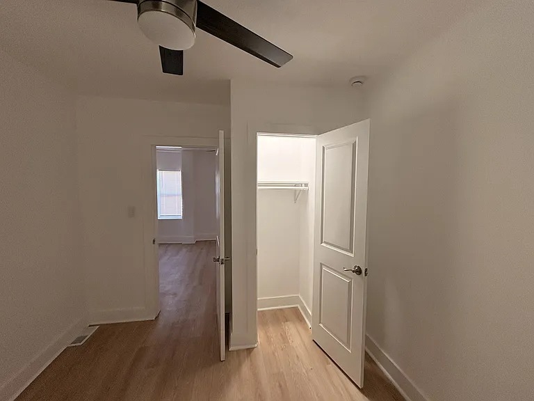 741 Walnut St — Photo 12