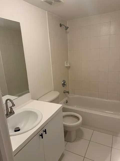 32 Trina Ln #2
