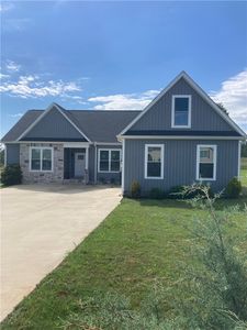 1902 Queen Dr, Walhalla, SC, 29691