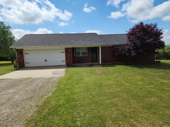 100 Pebble Branch Ln, Russellville, AR 72802