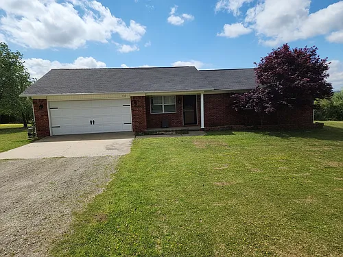100 Pebble Branch Ln Photo 1
