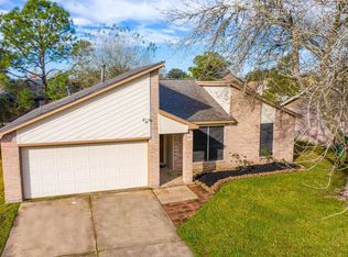 125 Trail Ride Rd, Angleton, TX 77515