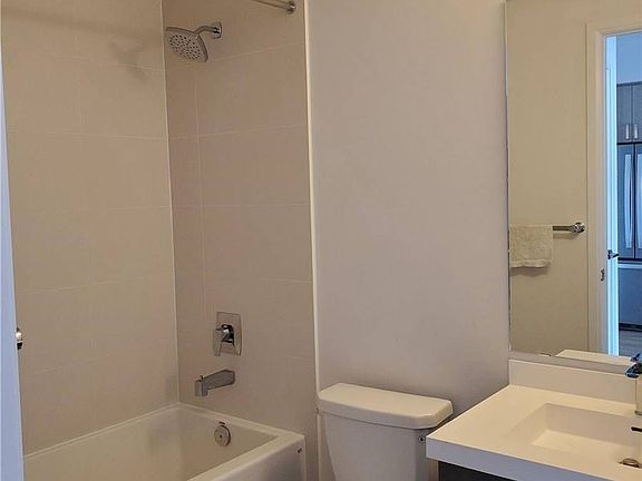 5th image of 7895 Jane St #2101