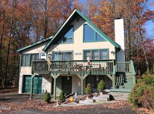 63 Boulder Rd, Lake Ariel, PA 18436