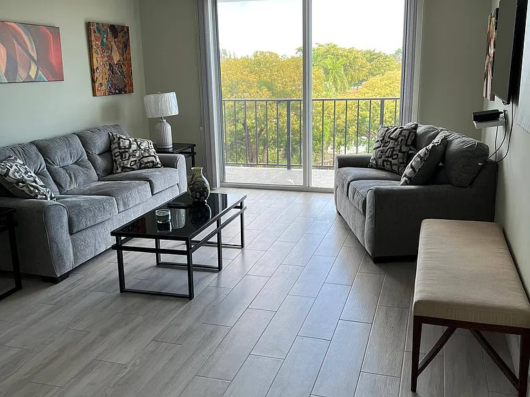 1800 N Andrews Ave #5D — Photo 12