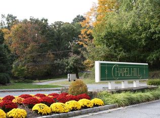 103 Hillcrest Ln, Peekskill, NY 10566