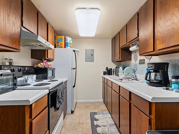 4th image of 1116 N 185 W #1102