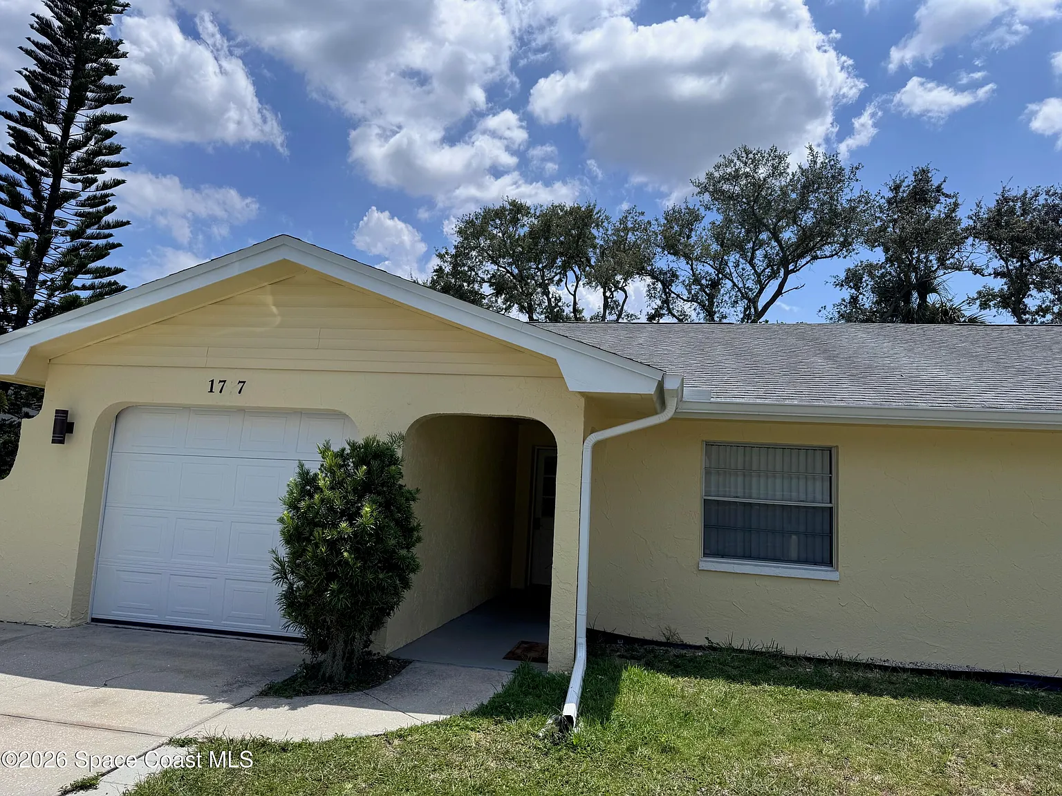 2 bed, 2.0 bath, 1000 sqft, $2,000 — Photo 1