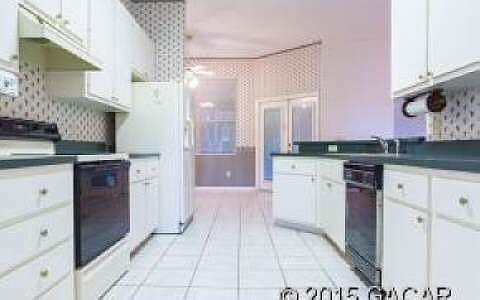 2nd image of 6023 NW 112th Pl