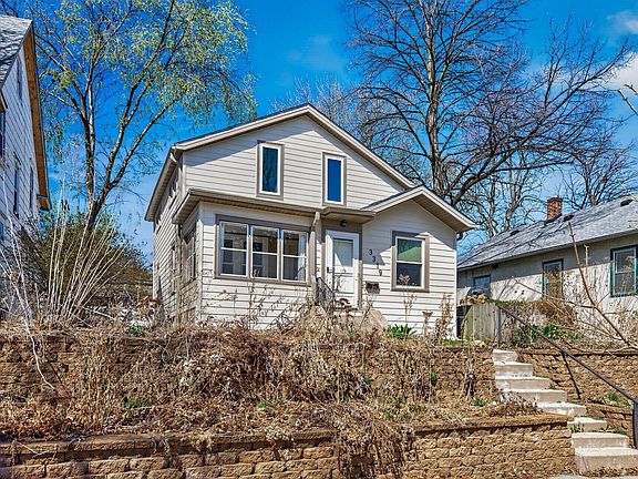 3rd image of 3319 Russell Ave N