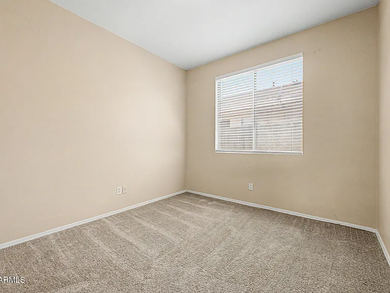 6622 W Golden Ln — Photo 29