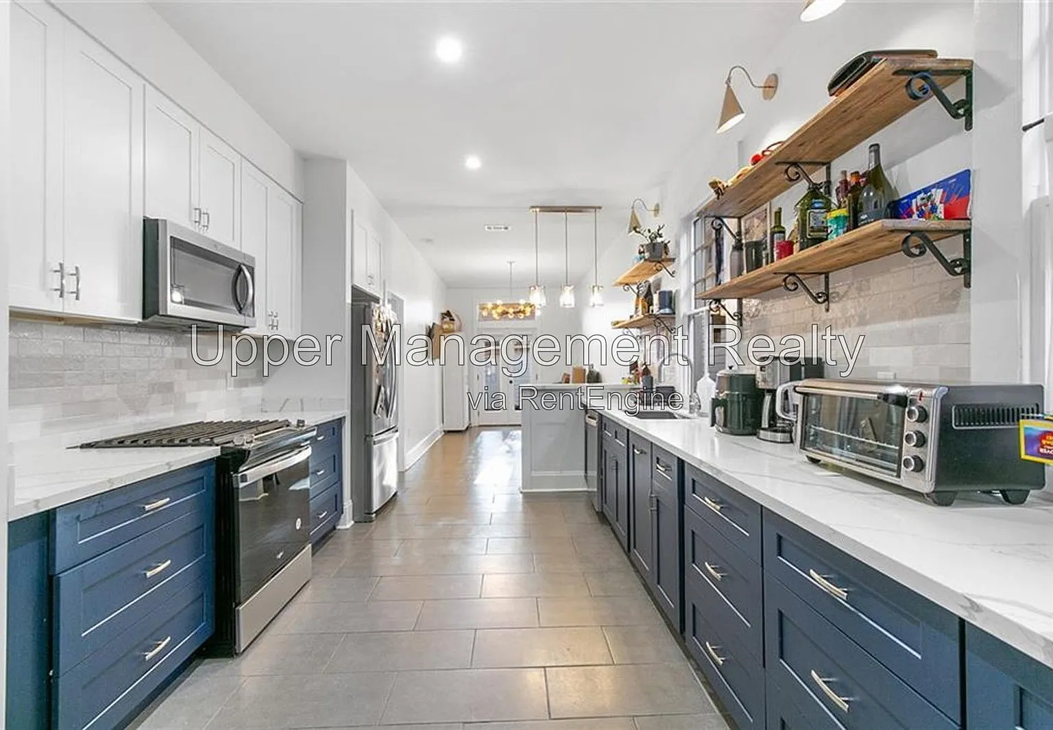 6 bed, 4.0 bath, $9,000 — Photo 3
