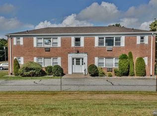 19 Rolling Ridge Rd APT C, Montvale, NJ 07645