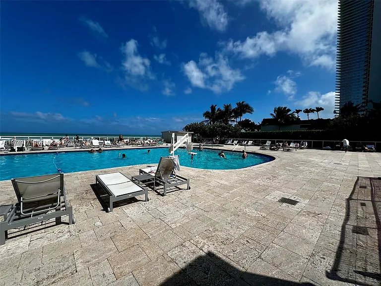 19201 Collins Ave #432 — Photo 44
