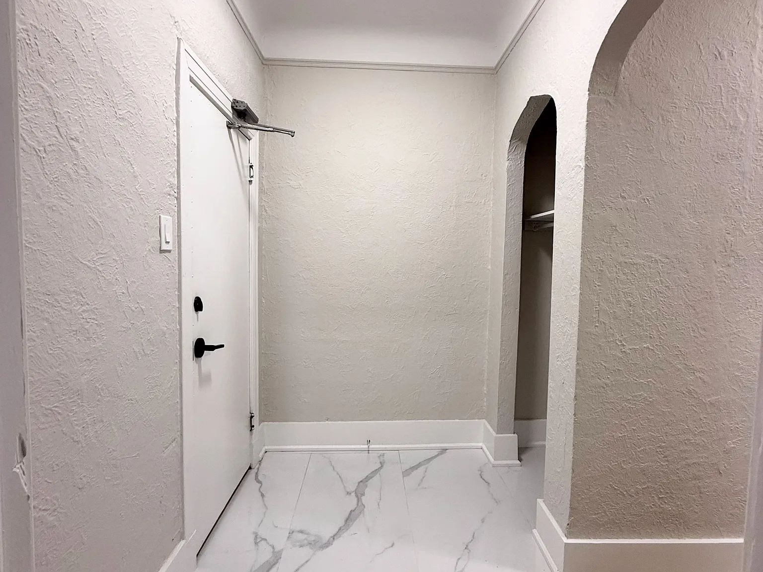 2 bed, $2,495 — Photo 2