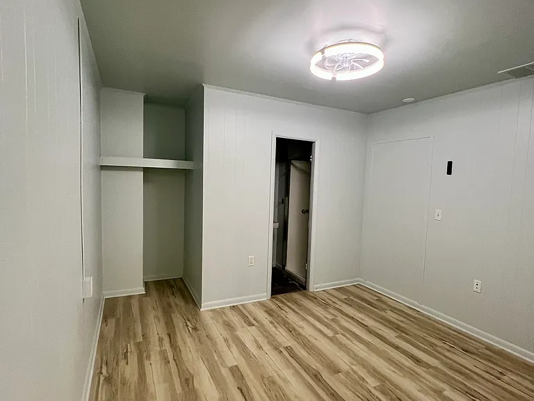 101 E Main St #7 — Photo 13
