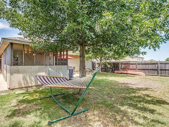 3rd image of 8658 Gaines Dr