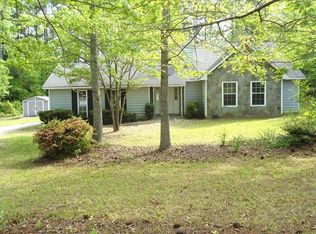 1241 Fischer Rd, Sharpsburg, GA 30277