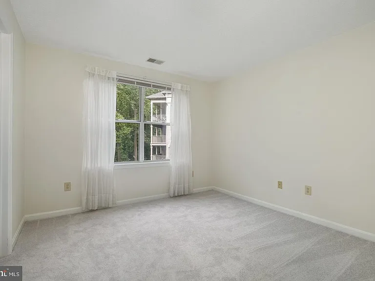 15313 Diamond Cove Ter #10-8 — Photo 5