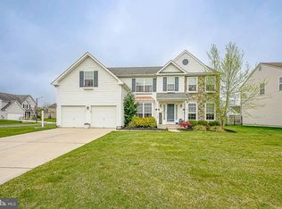740 Streamview Ln, Vineland, NJ 08360