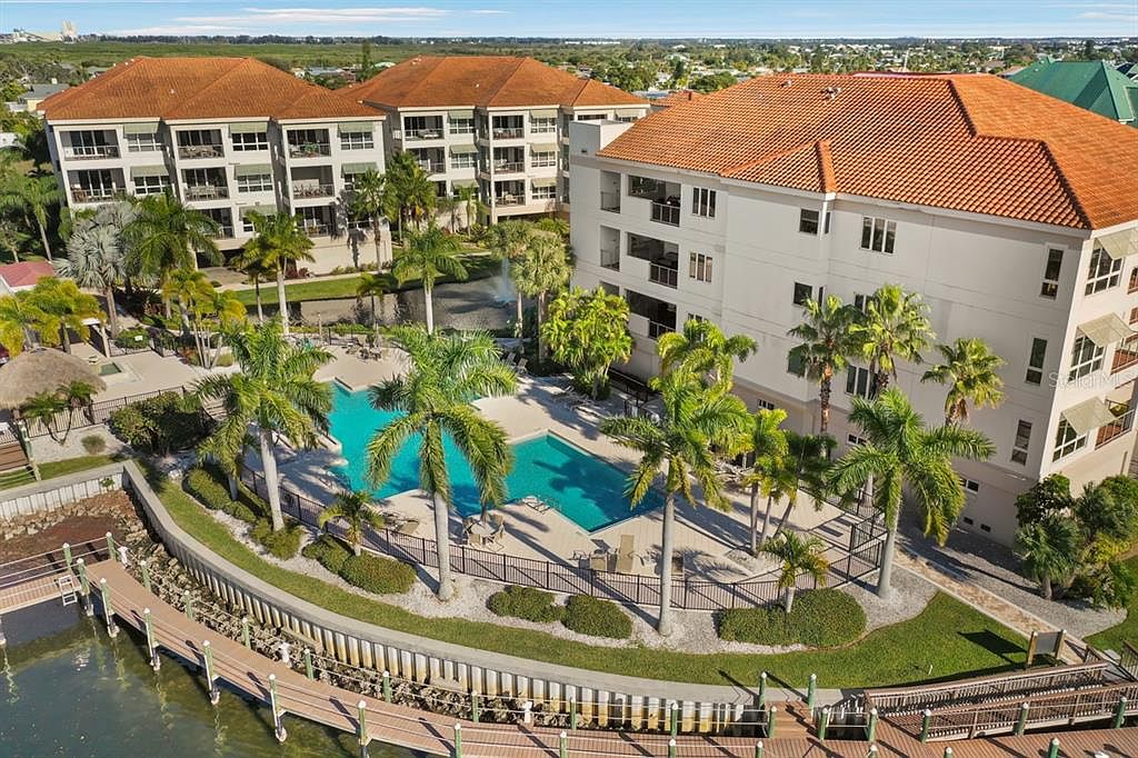 1022 Bellasol Way 5203, Apollo Beach, FL 33572 MLS T3493107 Zillow