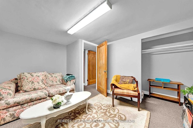 Toronto House for rent - 2 Bedrooms — photo 4