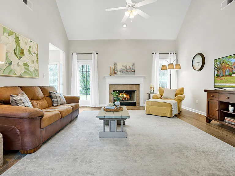 5979 Forest Lakes Cv — Photo 4