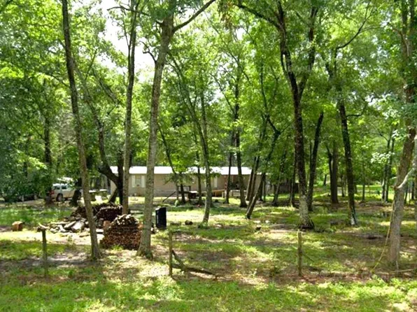 447 County Road 410, Dayton, TX 77535