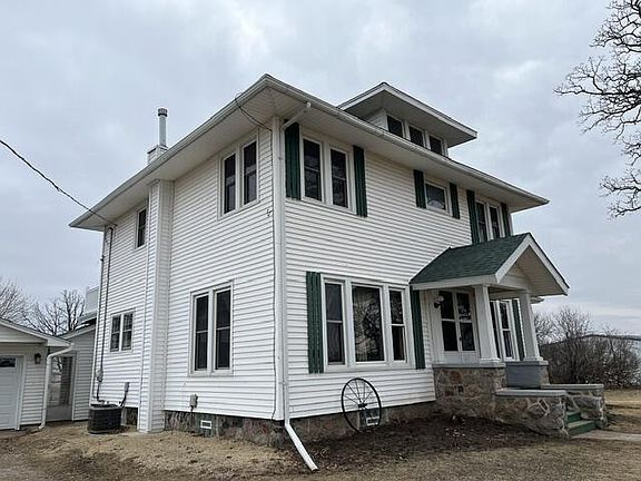 2nd image of W8597 Willis Ray ROAD