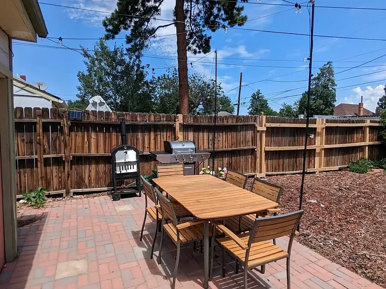 3032 N High St — Photo 14
