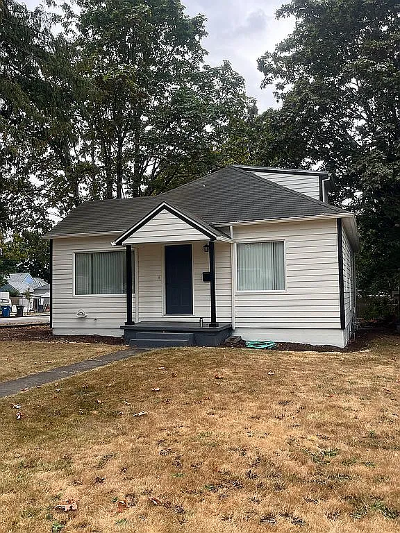 2415 Church St NE photo 1