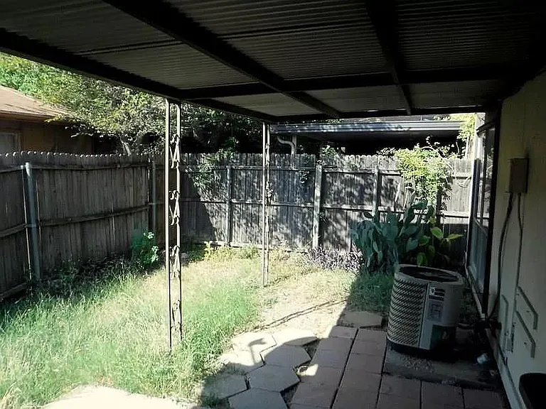 2635 Nina Cir — Photo 12