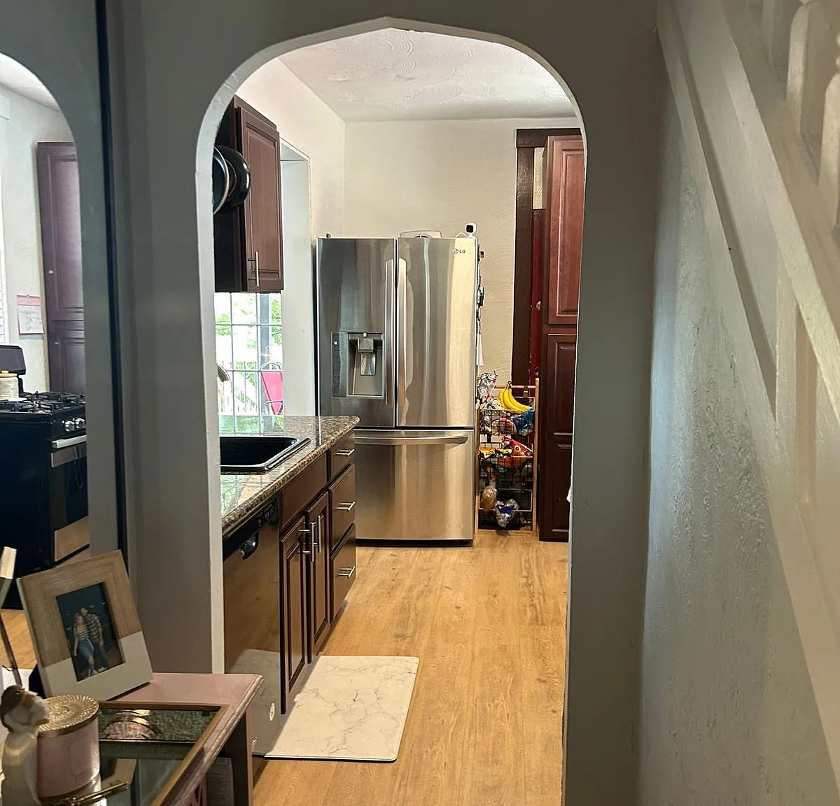 3 bed, $1,800 — Photo 3