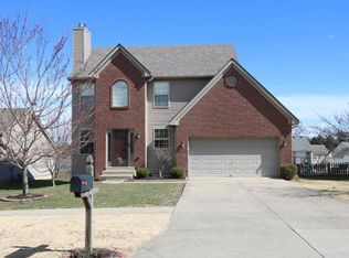 919 Woodland Ridge Cir, La Grange, KY 40031