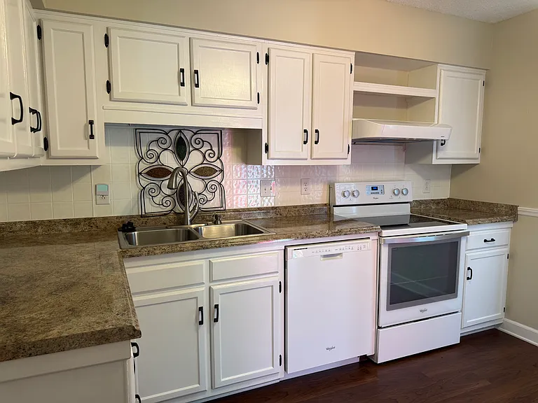 2705 N Center St #26 — Photo 6
