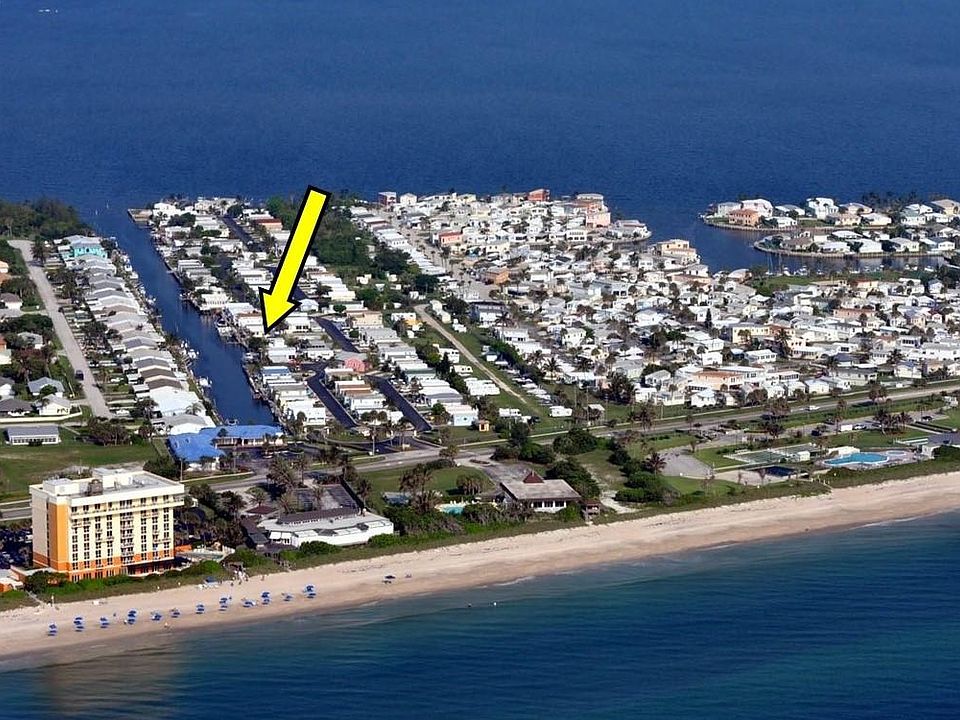 30 feet of water front