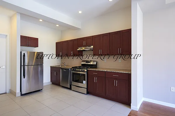 Rented by Uptown Property Group | media 26