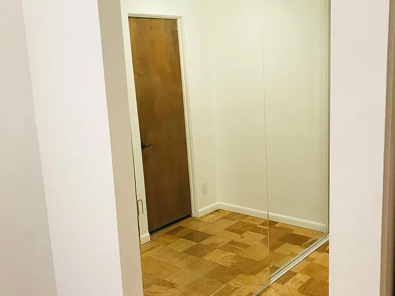 Master bedroom closet_2