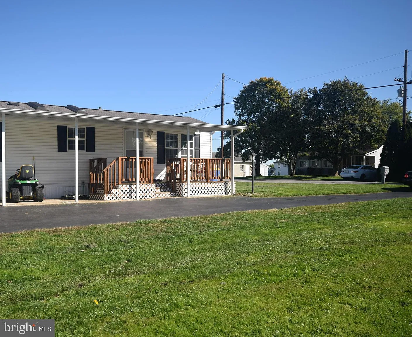 1720 Virginia Ave photo 1