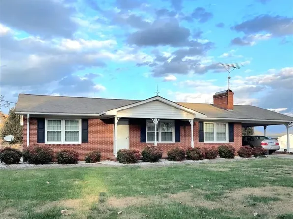 6639 S State Highway 66, King, NC 27021