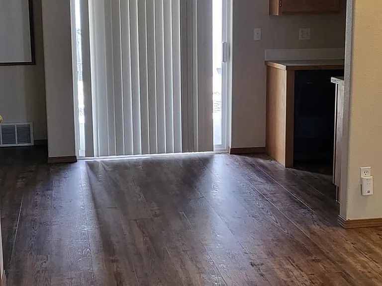 375 Dean Ave — Photo 5