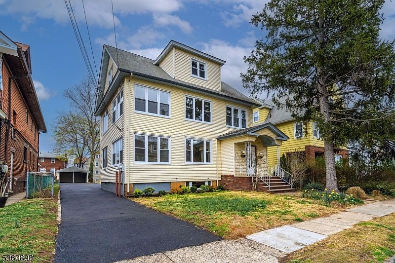 1st image of 225 27Lincoln Ave